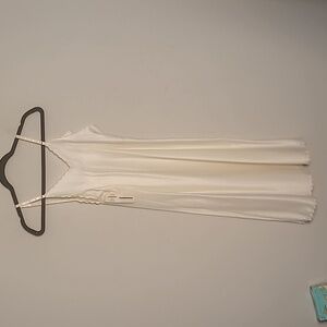 Vintage Legend Cream Scallop Hem Midi Nightgown Sz 36 NWT